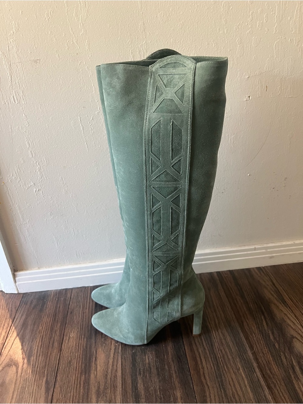 NWB Sezane Louisa Suede Boots in Vert D’eau (Size 8/8.5) - Picture 4 of 8